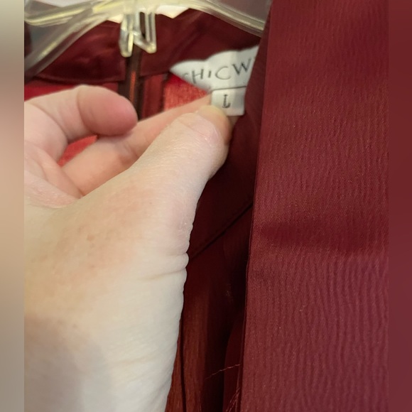 Chicwish Women’s satin dress. Size L - Picture 2 of 2